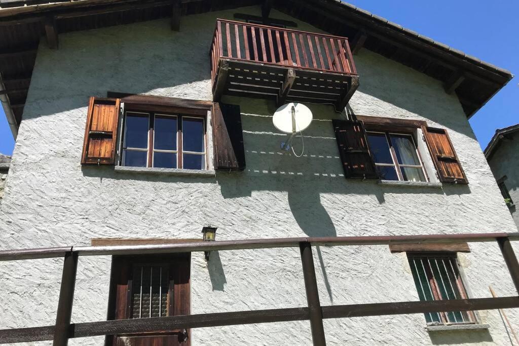 Casa Cantoni Lavizzara Екстер'єр фото